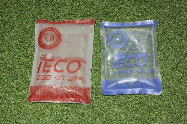 ▲iECO 친환경 –13℃ 냉동팩(좌), iECO 친환경 젤 아이스팩(우)