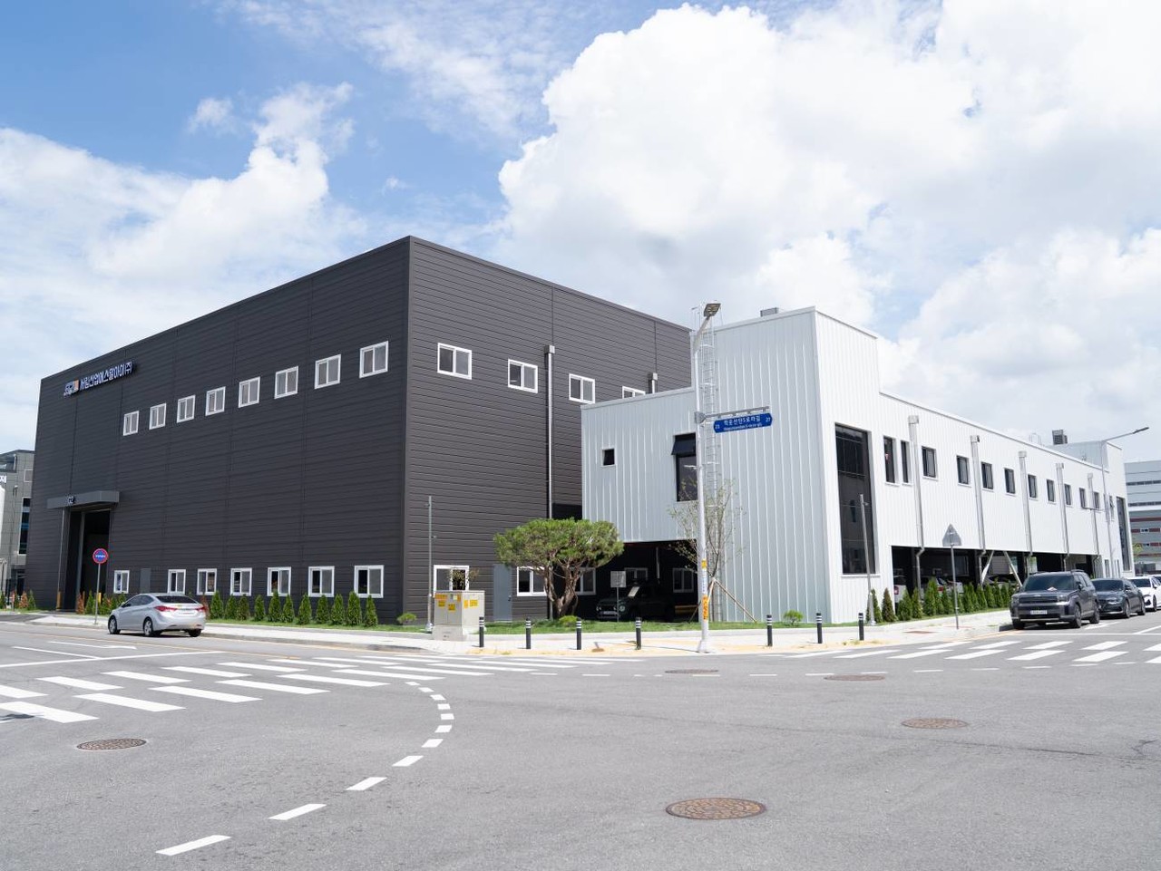 △새롭게 오픈한 서림산업에스알아이 1공장 전경