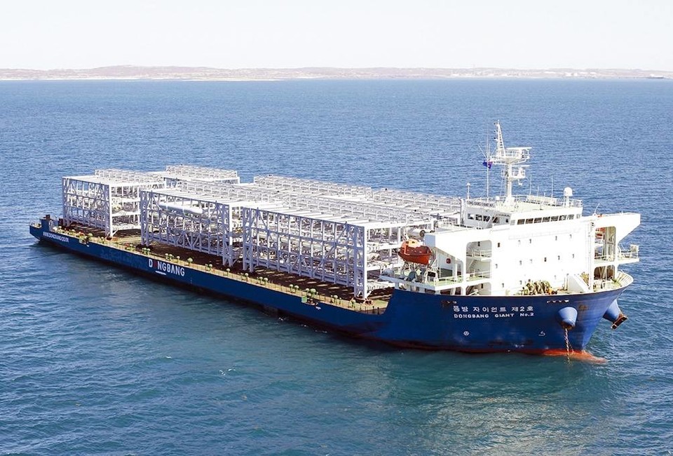 △동방의 자항선 ‘동방자이언트’ 제2호(사진제공=동방)